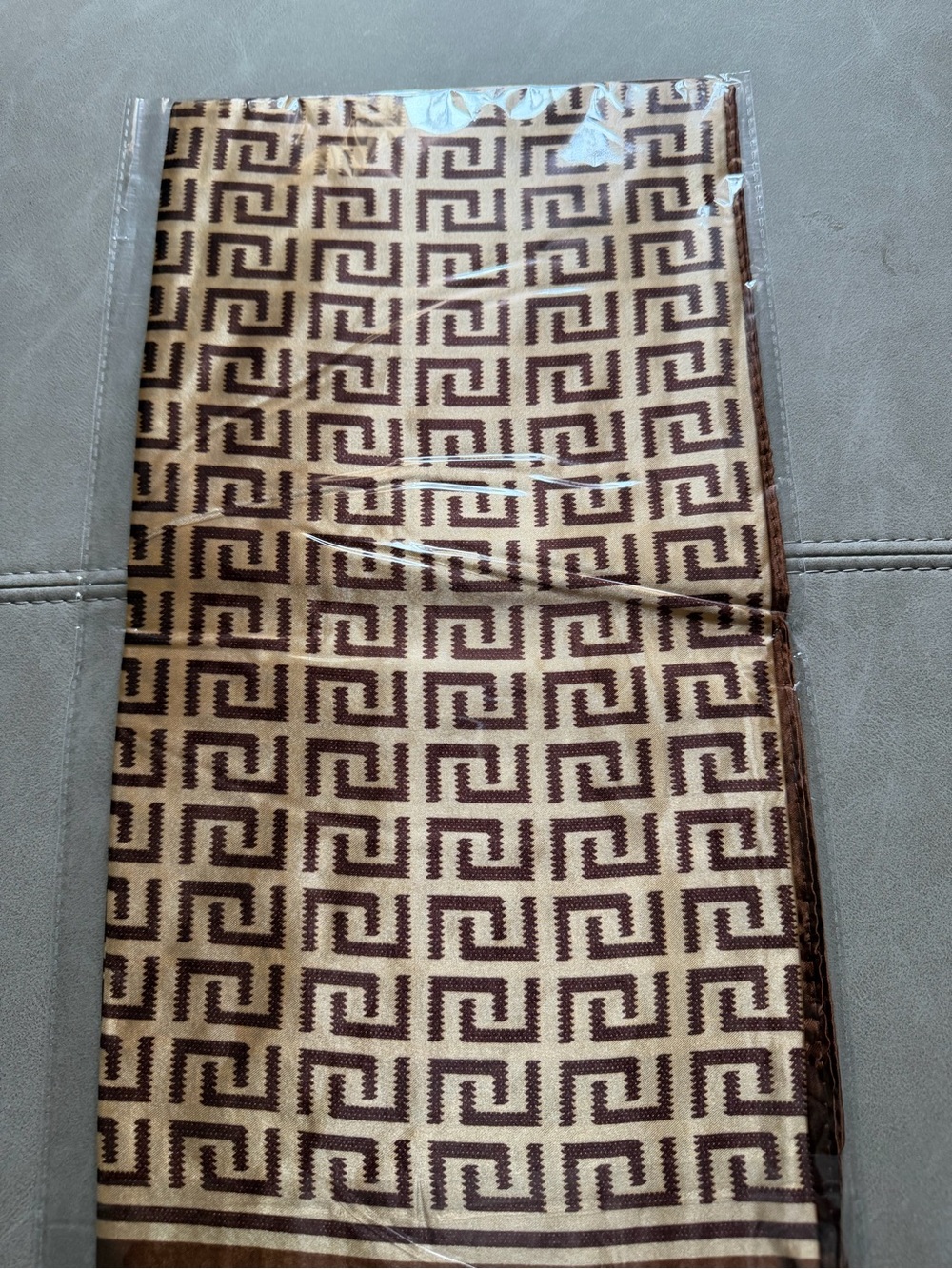 Men's Brown & Cream Geometric Pocket Square - Classic Pattern